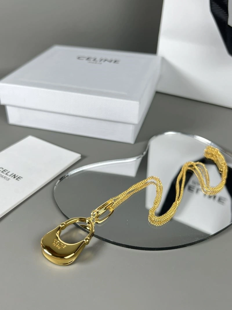 Cozy Celine Necklaces 218210