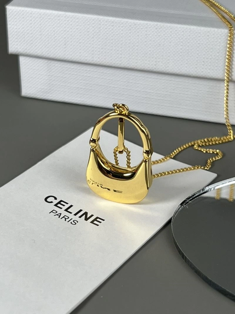 Cozy Celine Necklaces 218210
