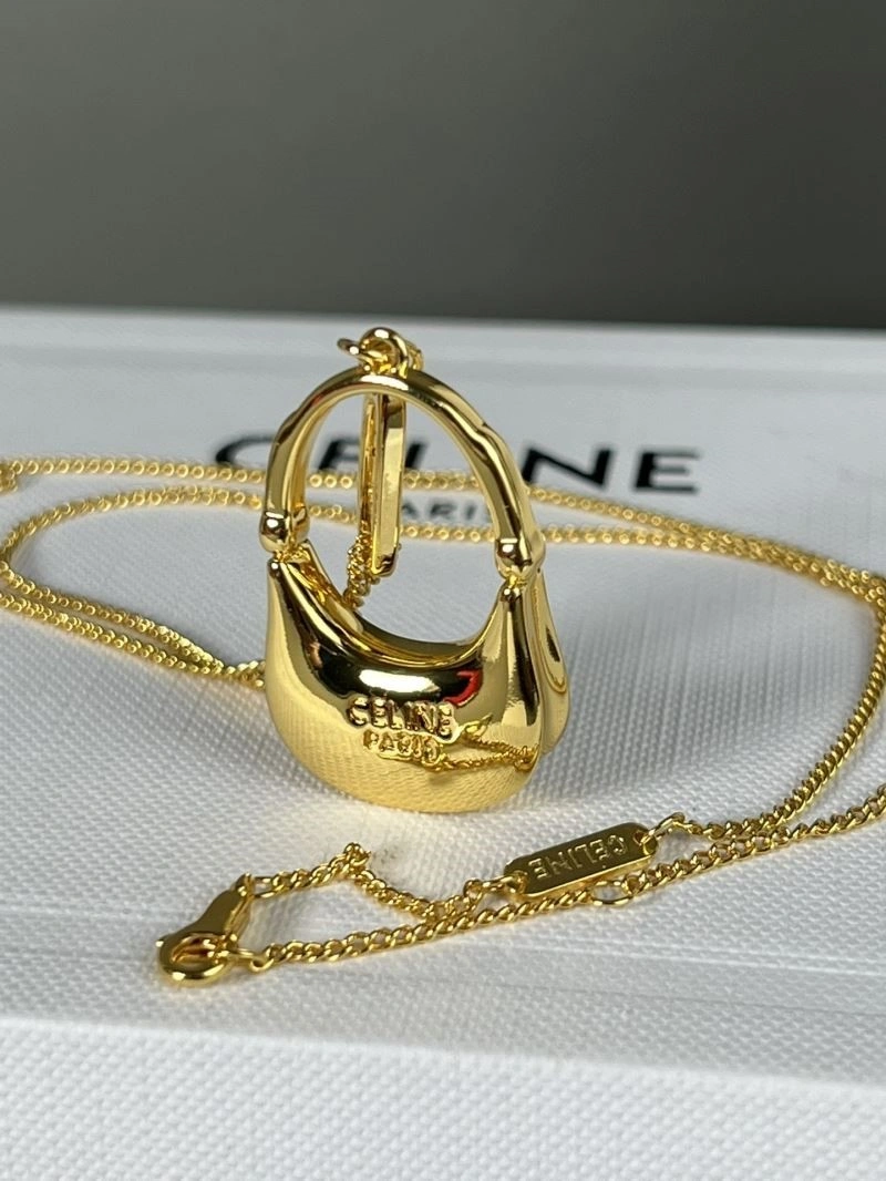 Cozy Celine Necklaces 218210