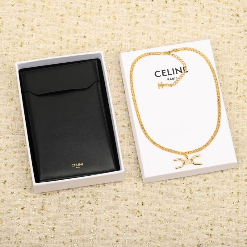 UrbanChic Celine Necklaces 218209