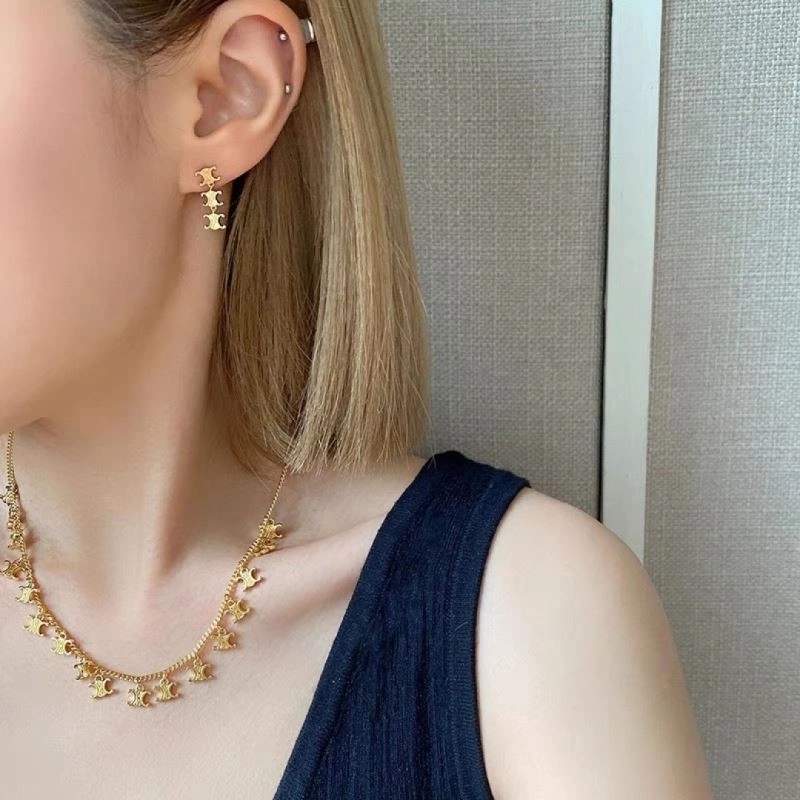 Trendsetting Celine Necklaces 218213