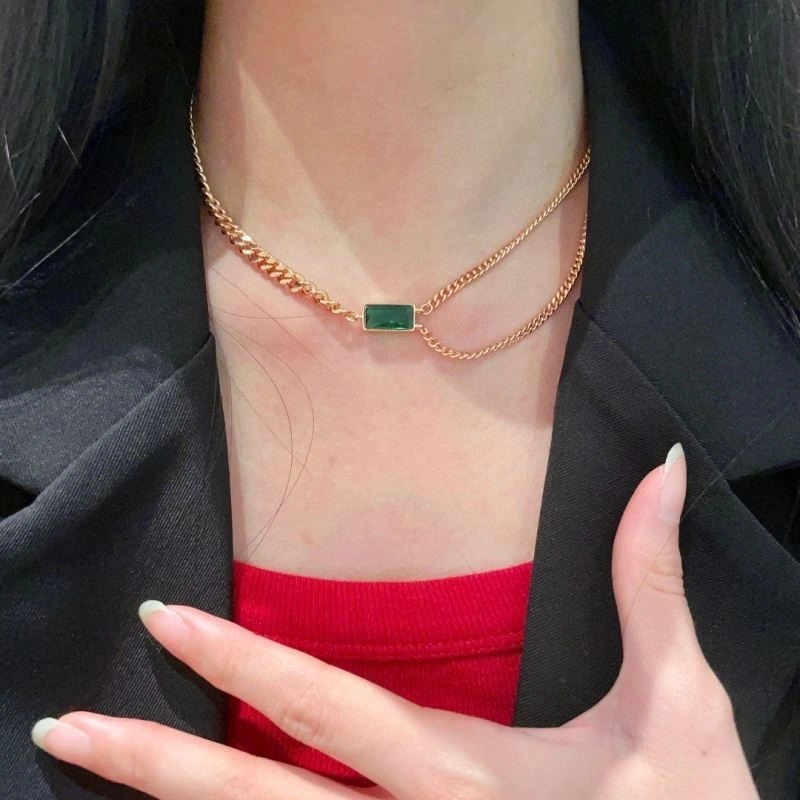 Breathable Celine Necklaces 218123