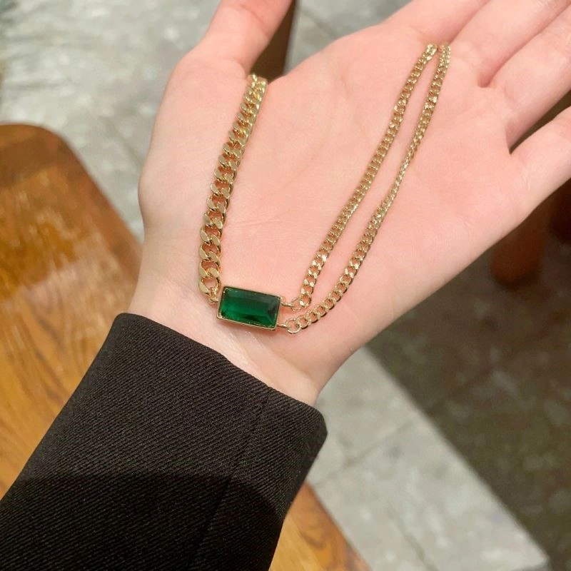 Breathable Celine Necklaces 218123