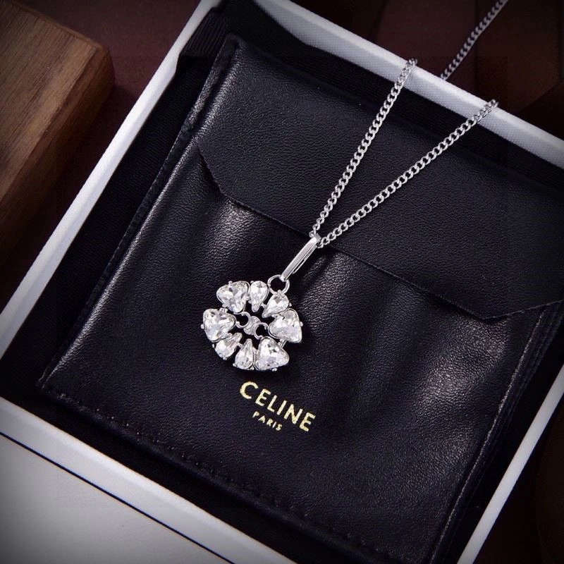 Lightweight Celine Necklaces 218114