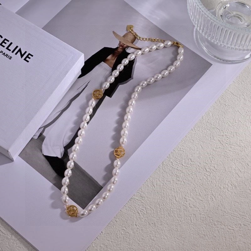 Celine Necklaces Lightweight 218120