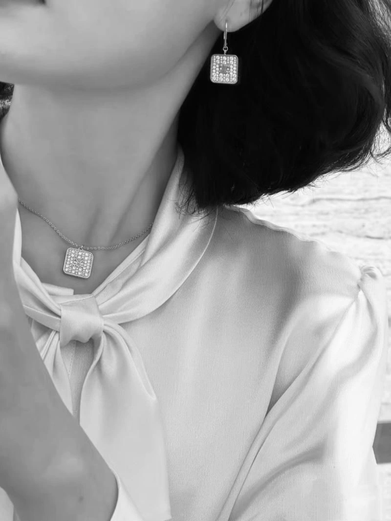 Unisex Celine Necklaces 218048