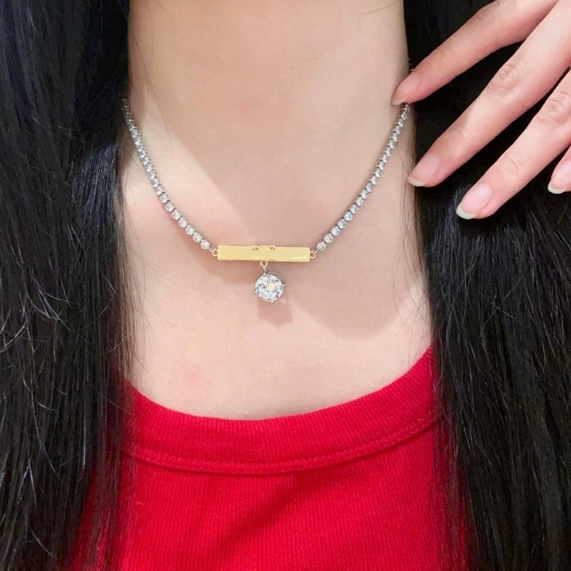 Attractive Celine Necklaces 217977
