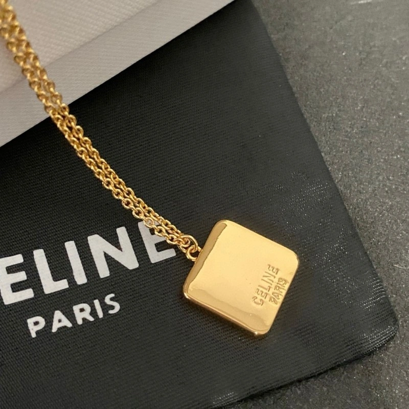 Celine Necklaces UrbanStyle 217970