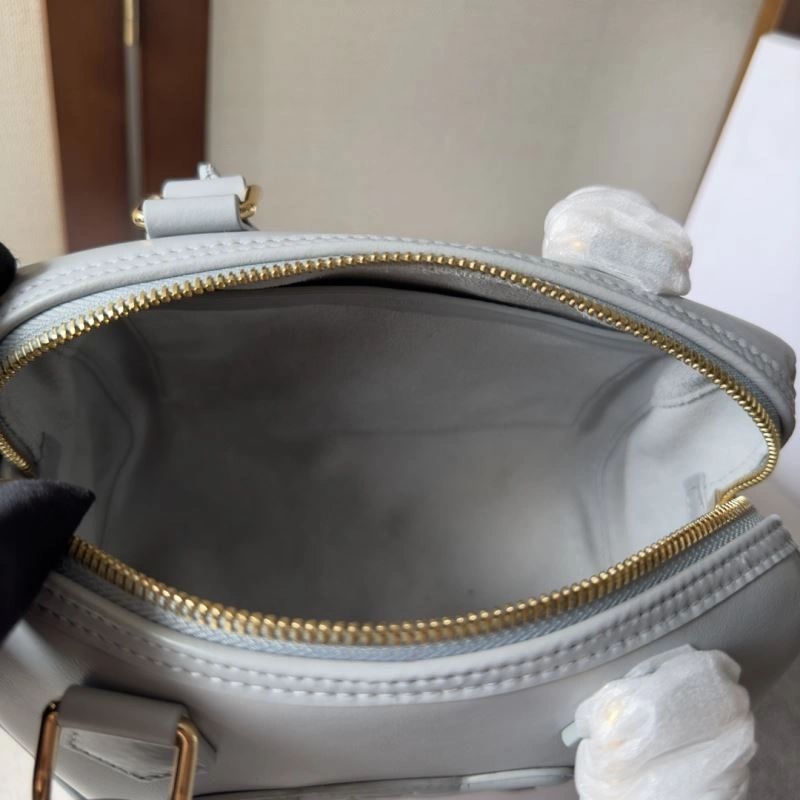 HighQuality Celine Pillow Bags 60532