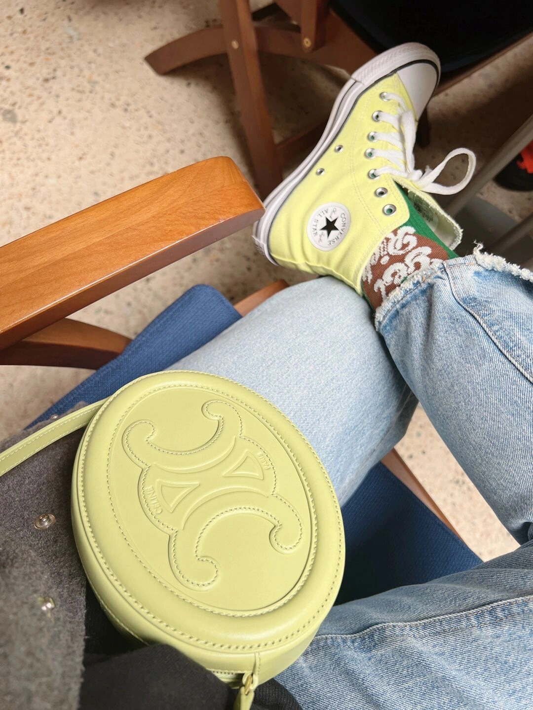 Celine Round Bags Breathable 94618