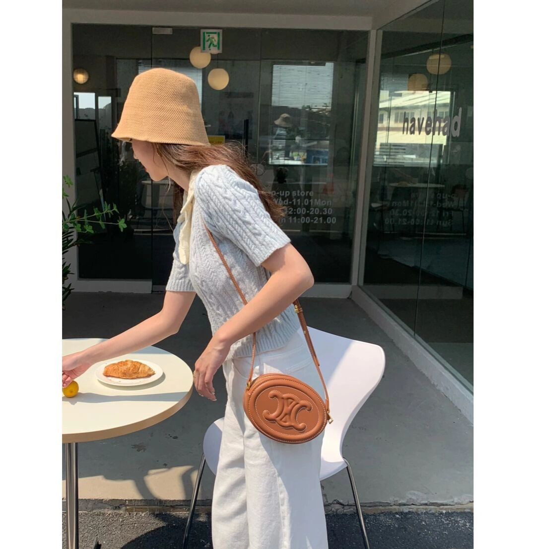 Versatile Celine Round Bags 94600