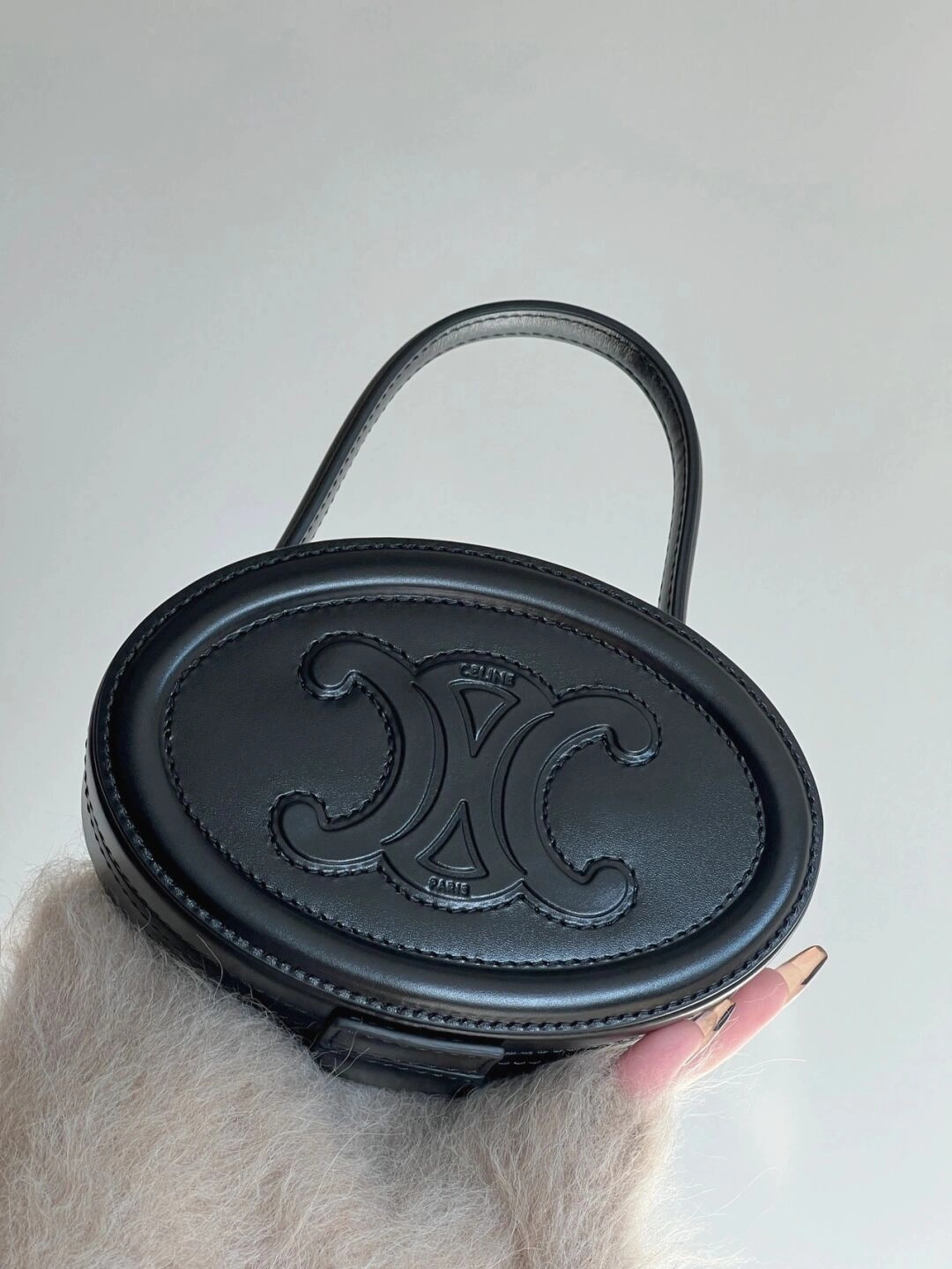 Celine Round Bags ModernLook 94597