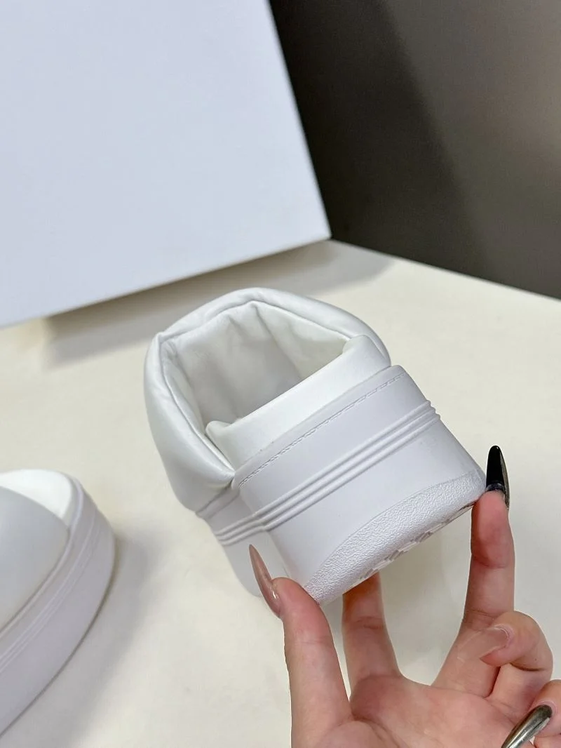 Efficient Celine Sandals 10352