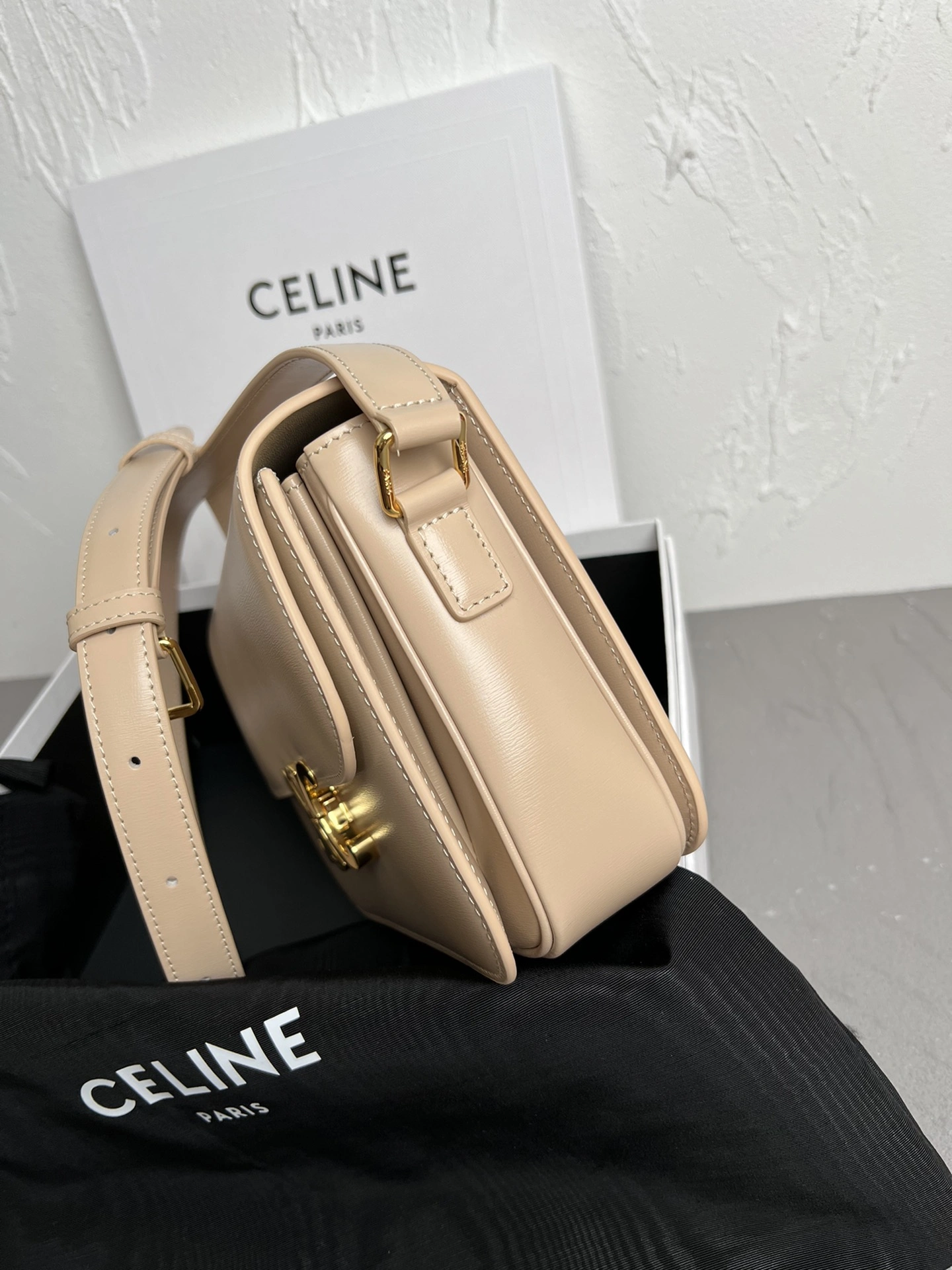 Bright Celine Satchel Bags 78442