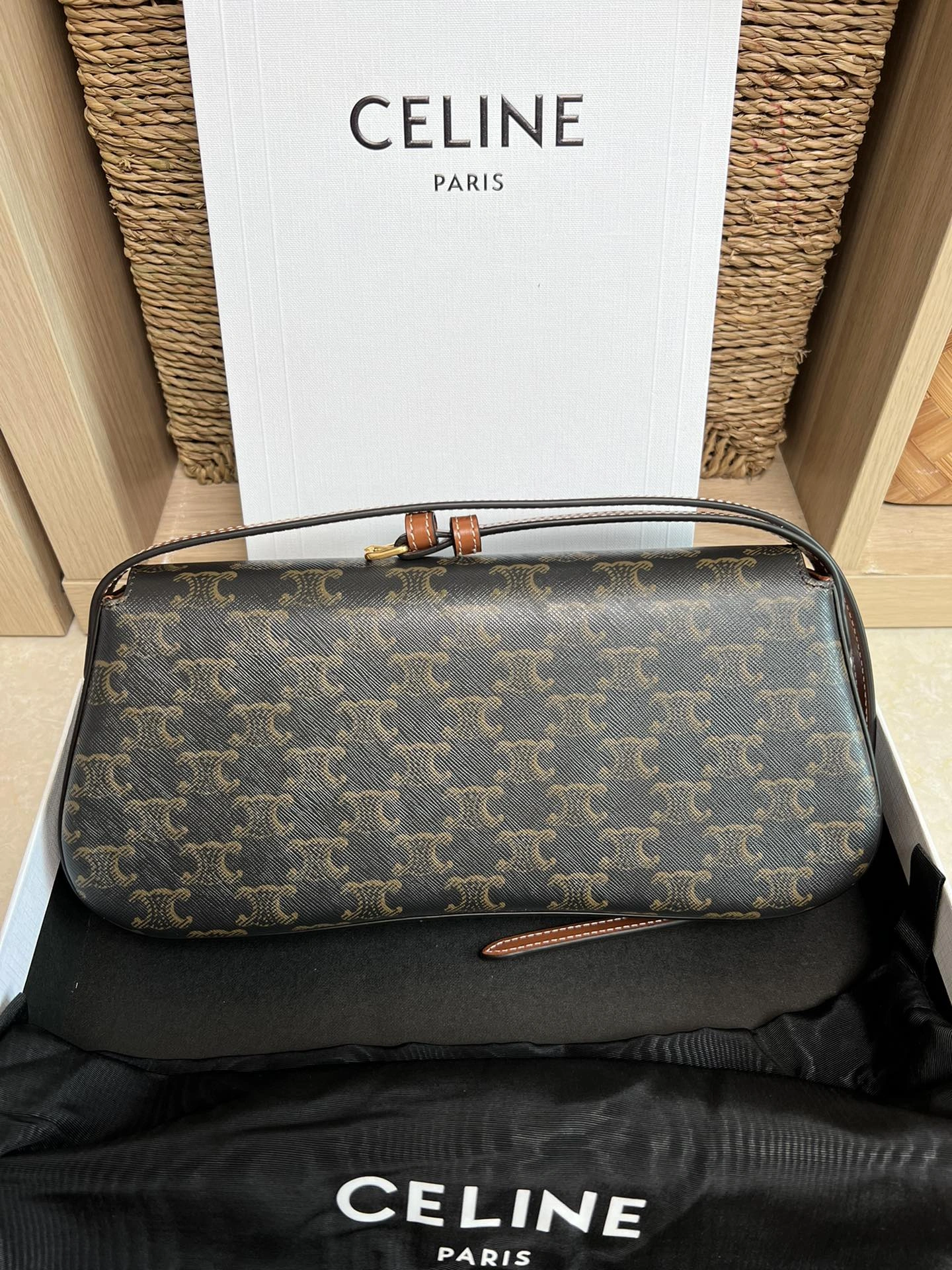 Chic Celine Satchel Bags 73685
