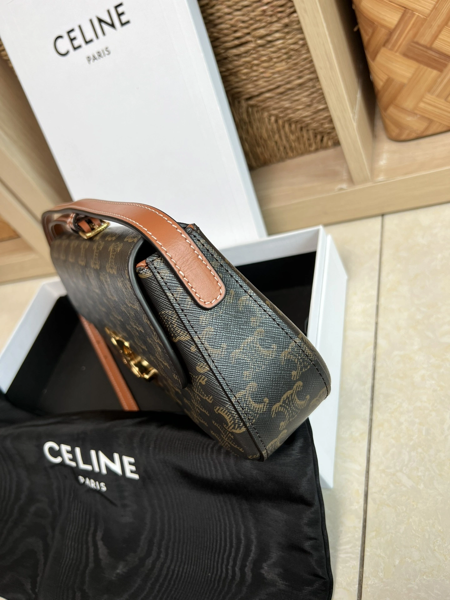 Chic Celine Satchel Bags 73685