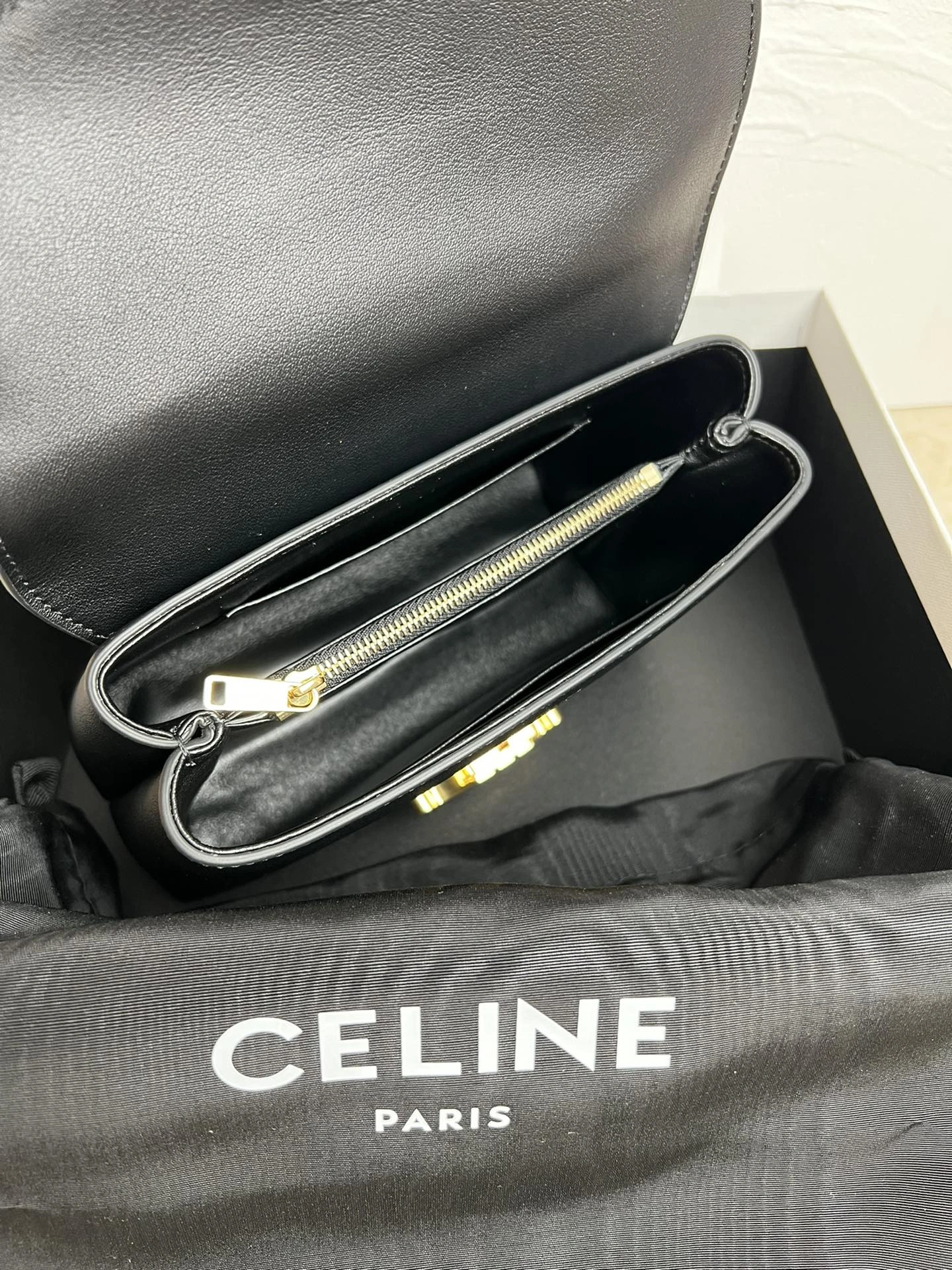 Celine Satchel Bags Resilient 71814