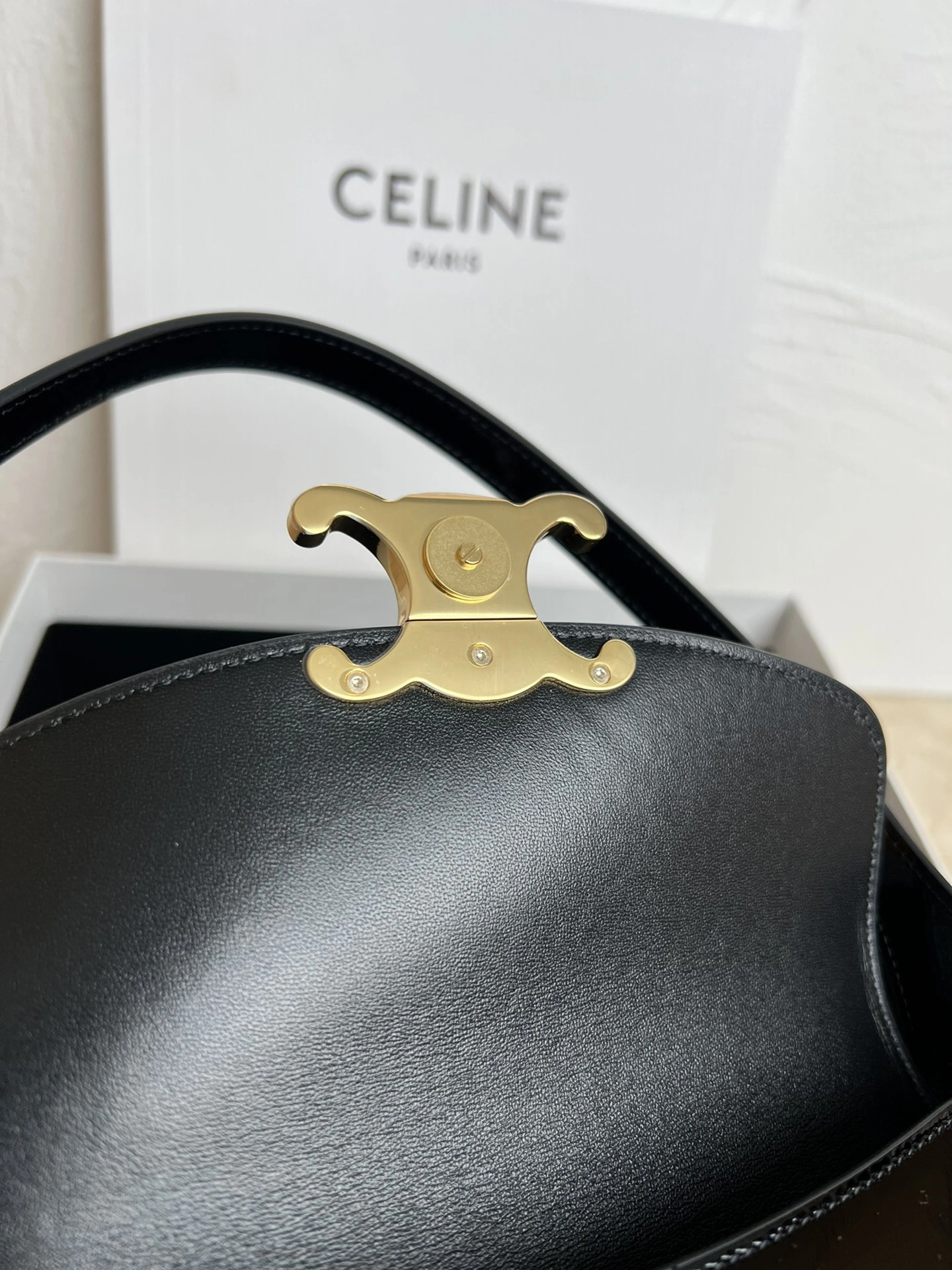 Durable Celine Satchel Bags 67032