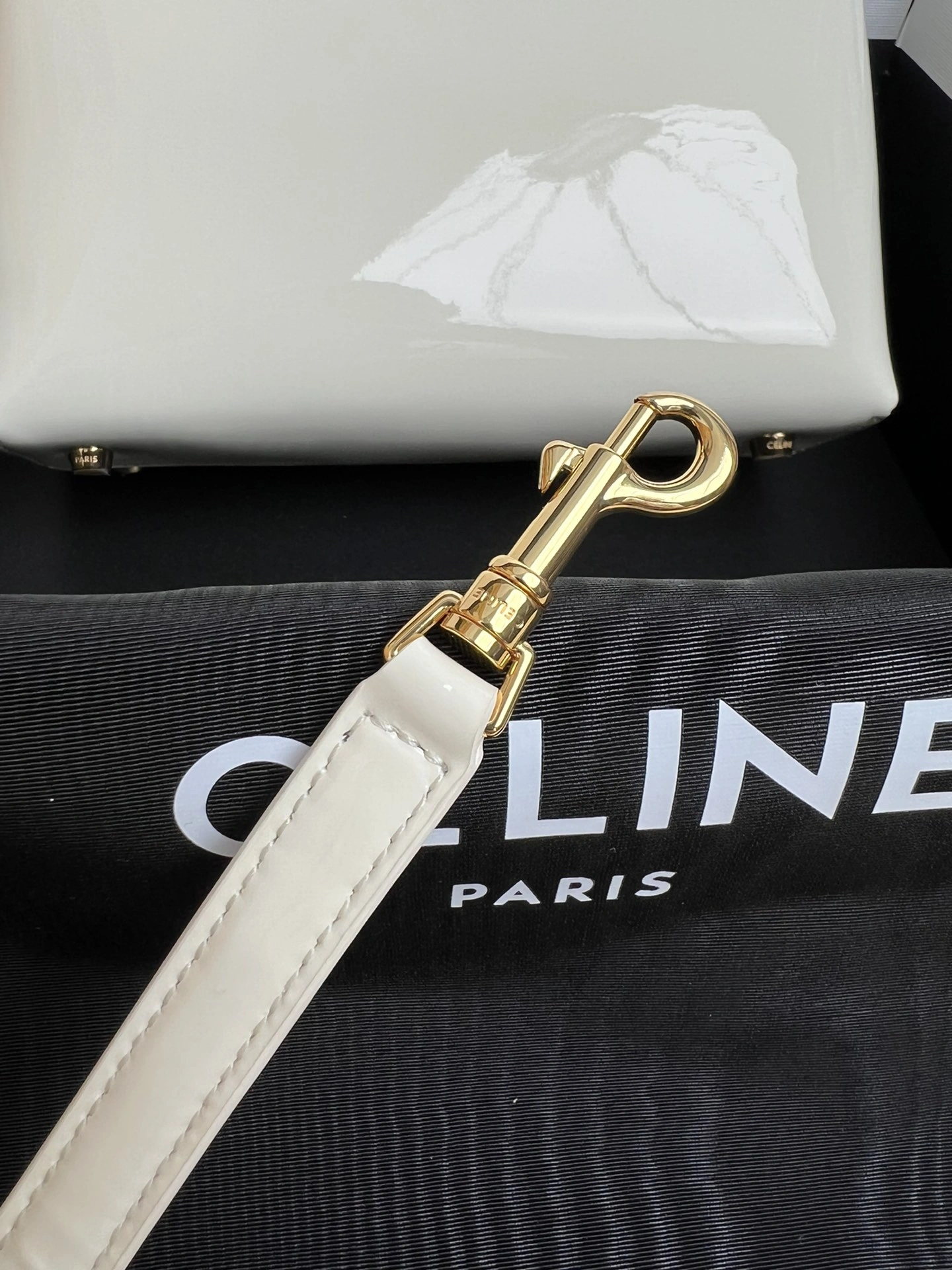 Celine Satchel Bags Sleek 67026