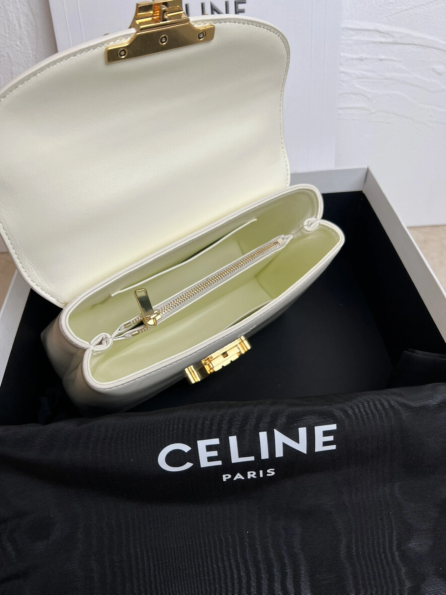 Celine Satchel Bags Sleek 67026