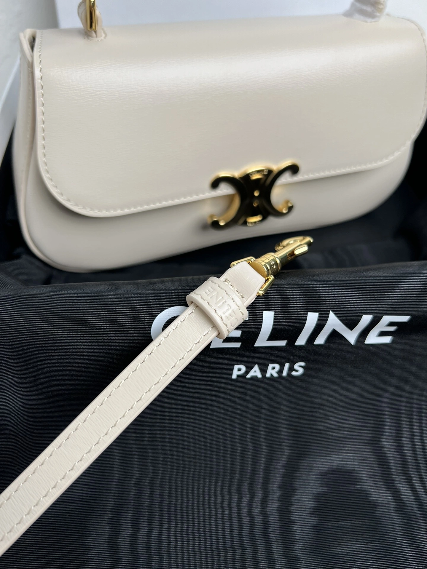 Celine Satchel Bags Stylish 67015
