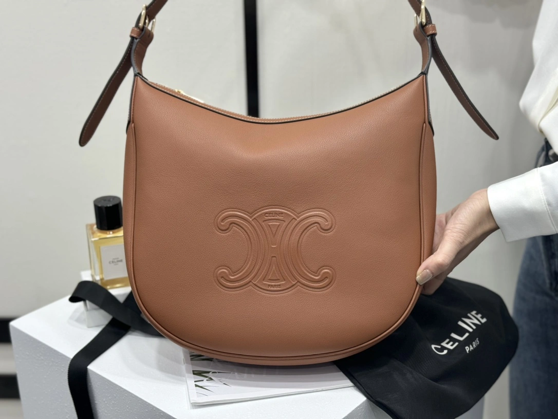 Celine Satchel Bags Flexible 94606