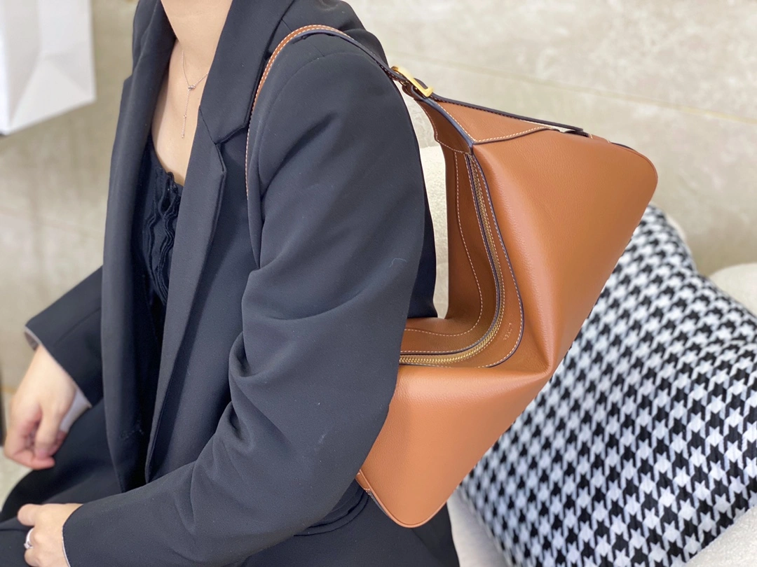 GoAnywhere Celine Satchel Bags 94563