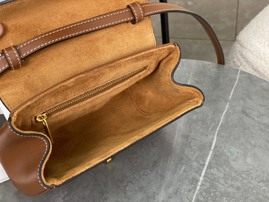 Celine Satchel Bags Snug 94611