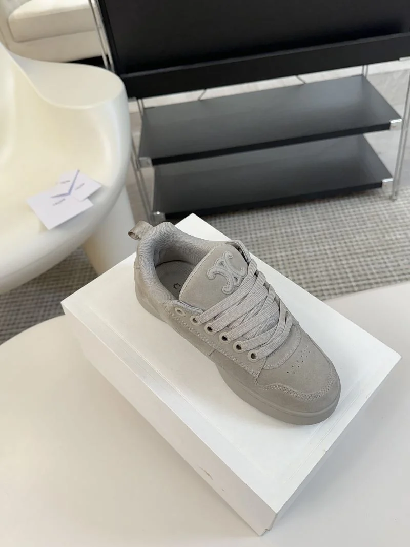 Trendsetting Celine Shoes 8267