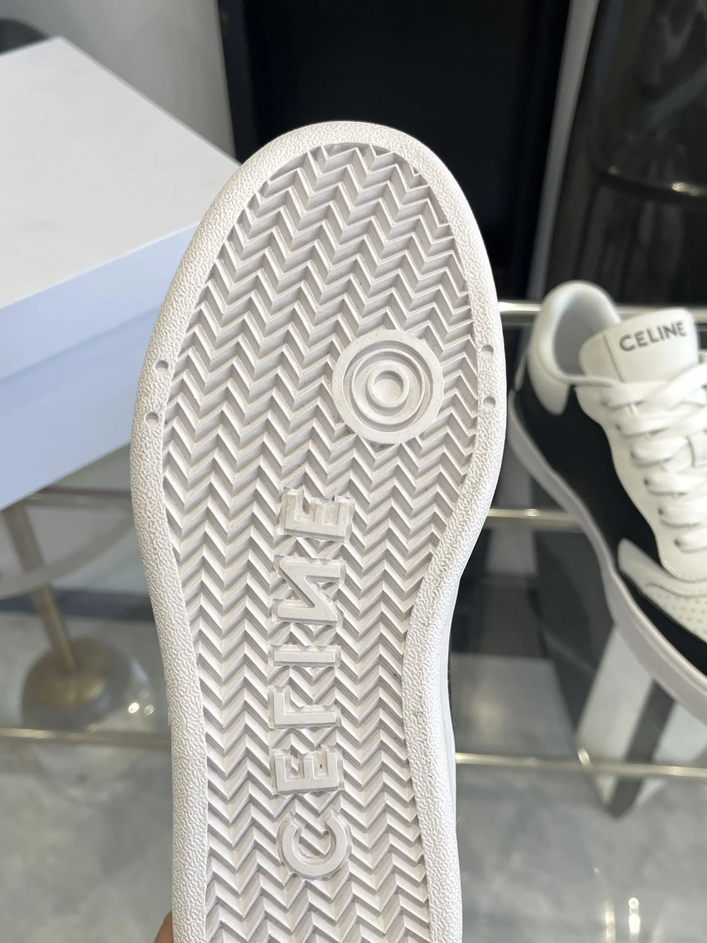 Celine Shoes TechFriendly 8210