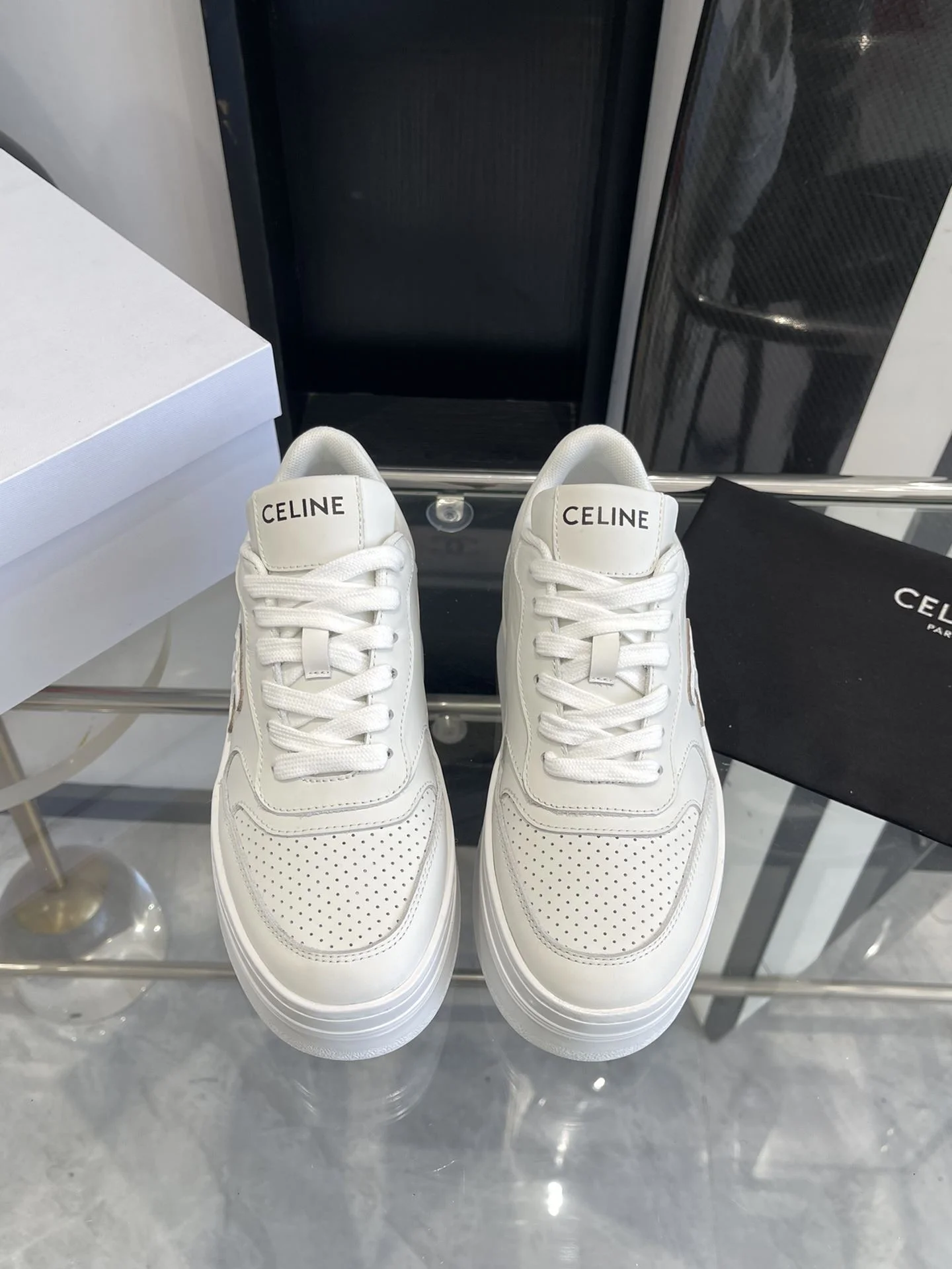Celine Shoes HighQuality 8260