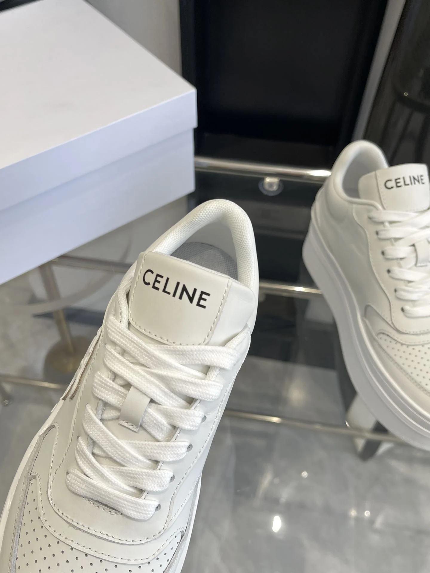 Celine Shoes HighQuality 8260