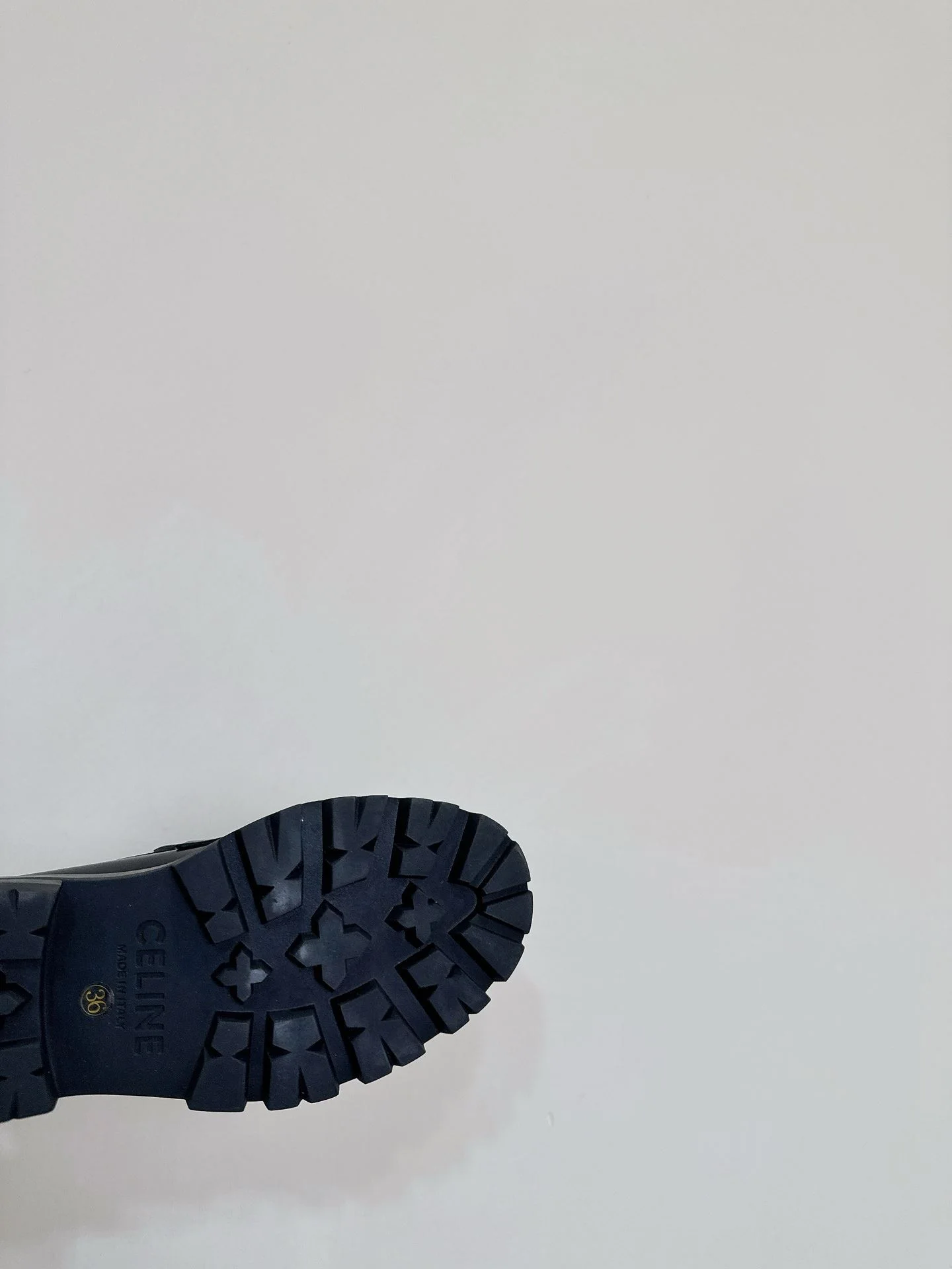 Celine Shoes Attractive 8232
