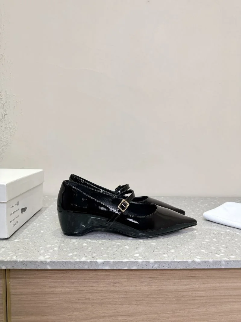 Flexible Celine Shoes 10299