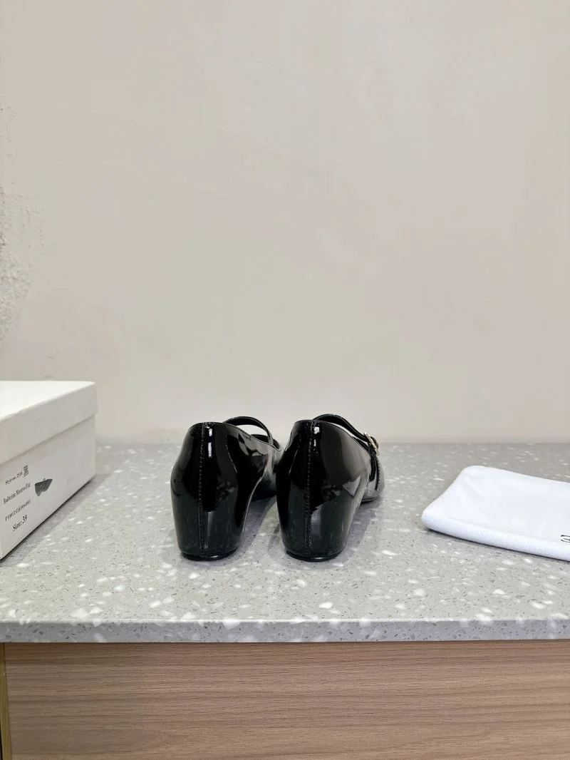 Flexible Celine Shoes 10299