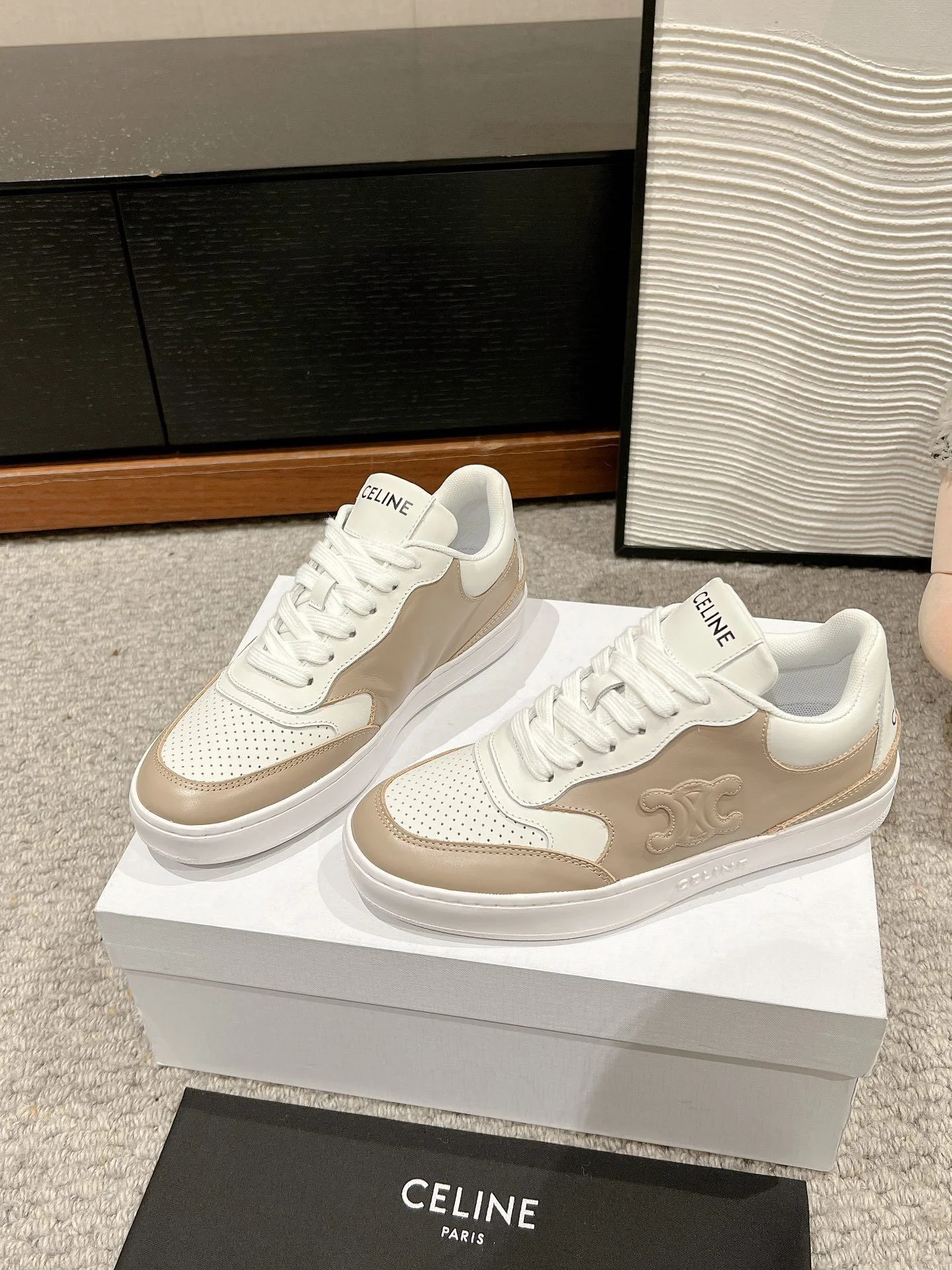 Efficient Celine Shoes 6576