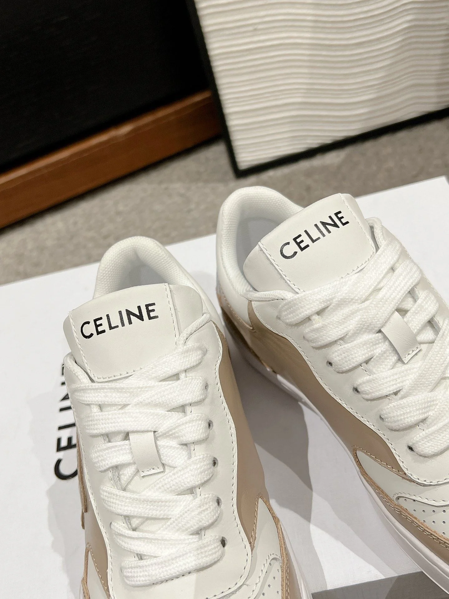 Efficient Celine Shoes 6576