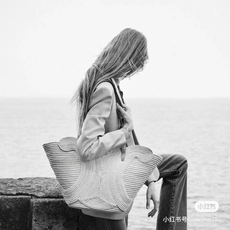 Minimalist Celine Shopping Bags 60325