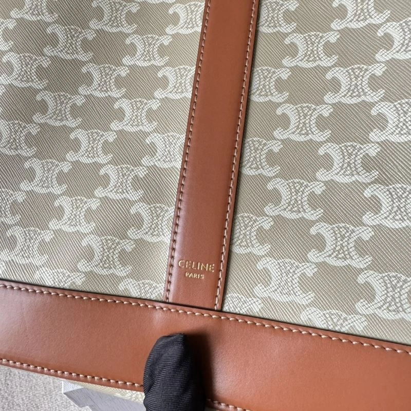 Resilient Celine Shopping Bags 60315