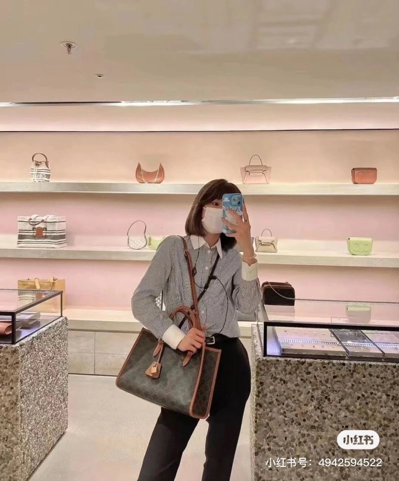 Contemporary Celine Shopping Bags 60281