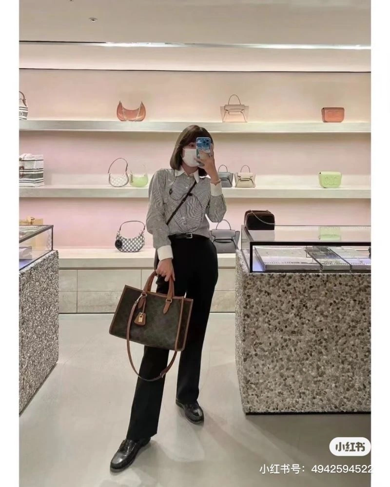 Contemporary Celine Shopping Bags 60281
