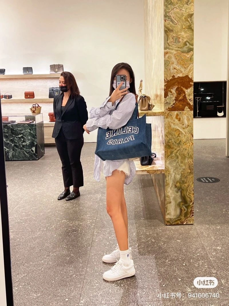 SportInspired Celine Shopping Bags 60348