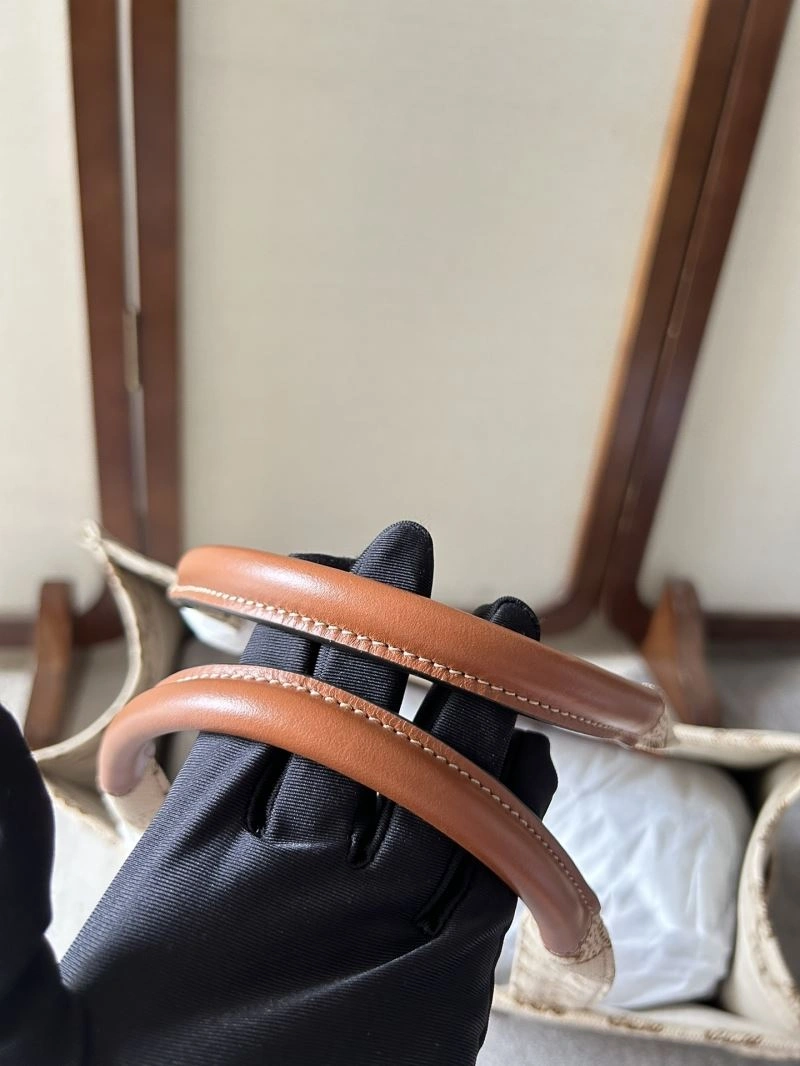 Celine Shopping Bags StreetReady 60261