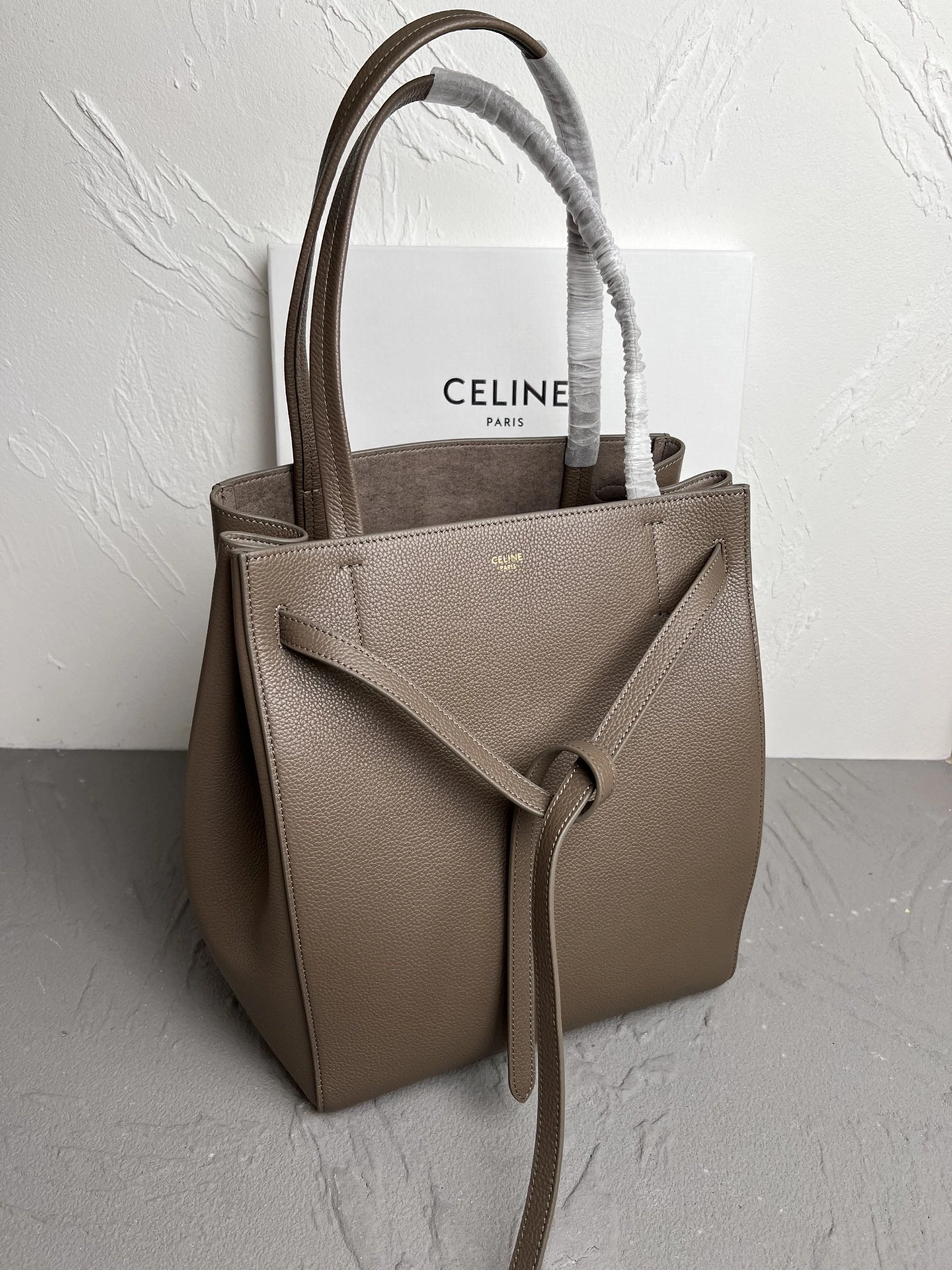 Refined Celine Shopping Bags 78435