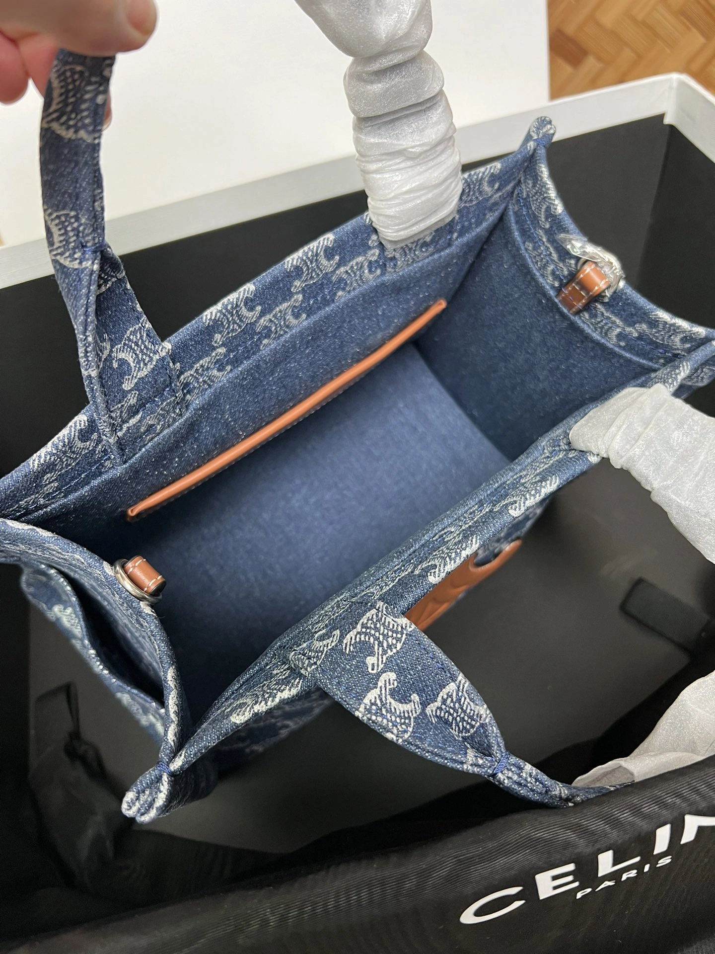 SportInspired Celine Shopping Bags 73678