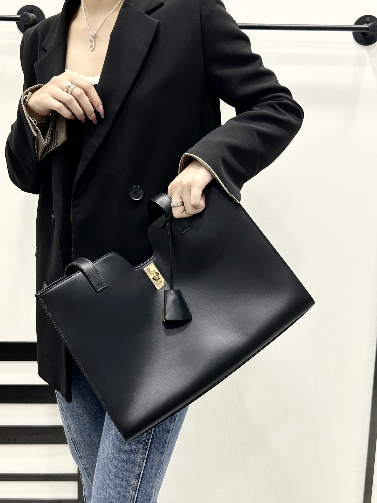 Celine Shopping Bags Classic 94571