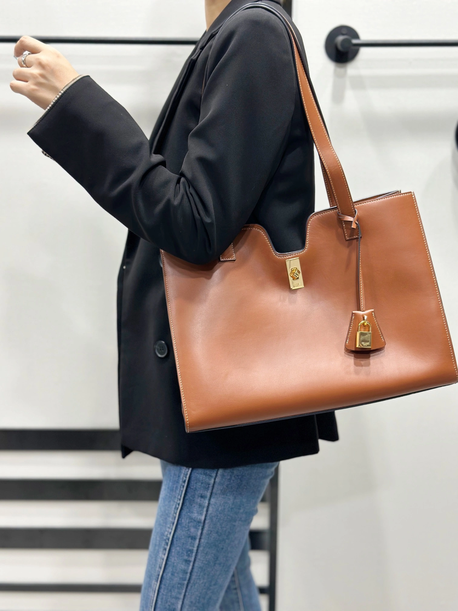 Celine Shopping Bags EyeCatching 94604