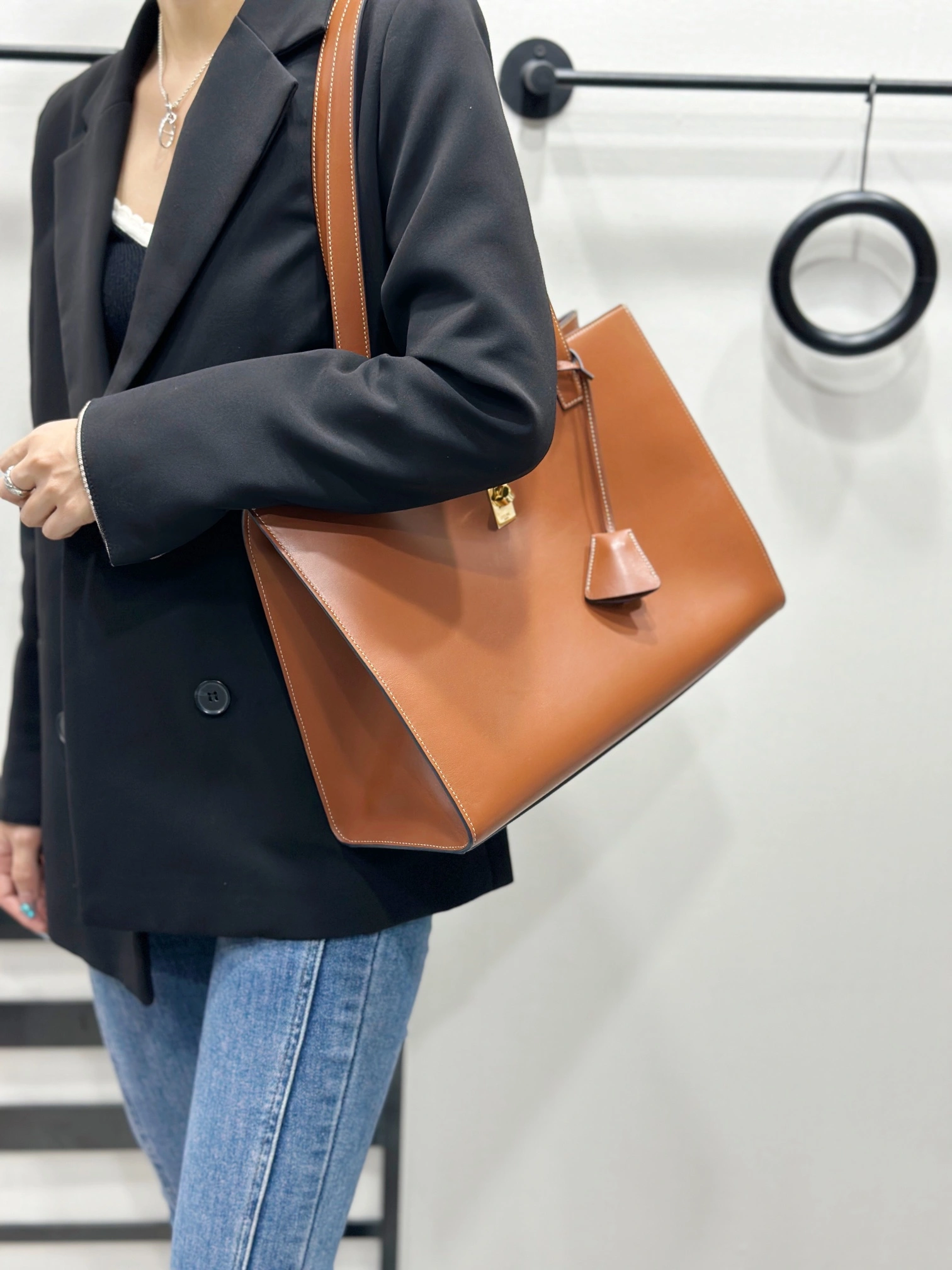 Celine Shopping Bags EyeCatching 94604