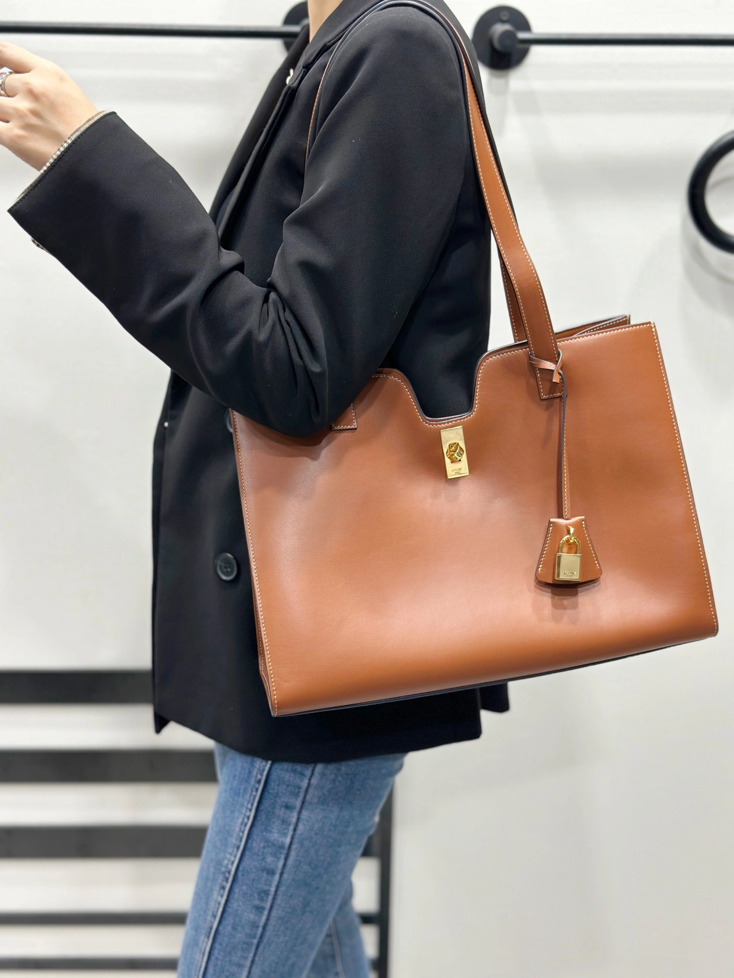 Celine Shopping Bags EyeCatching 94604