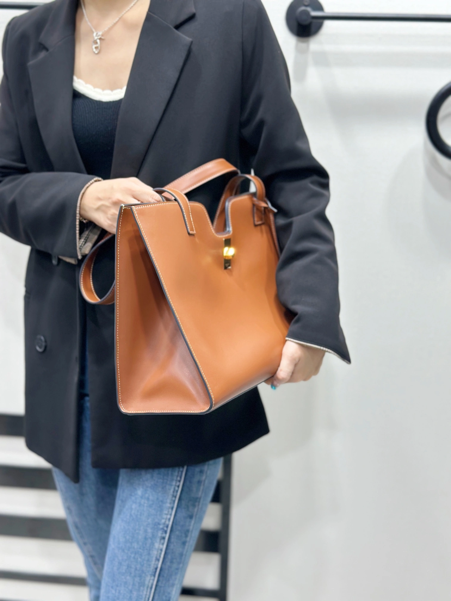 Celine Shopping Bags EyeCatching 94604